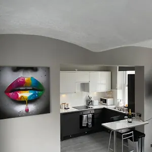 Studio In & Apartment Brighton